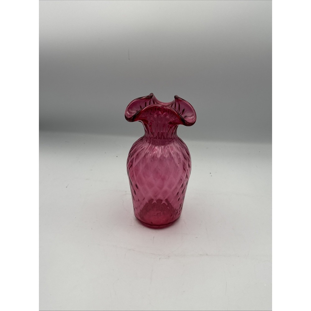 Vintage Hand Blown 8" Cranberry Glass Vase w/ Scalloped Rim & Diamond Pattern - Picture 9 of 14